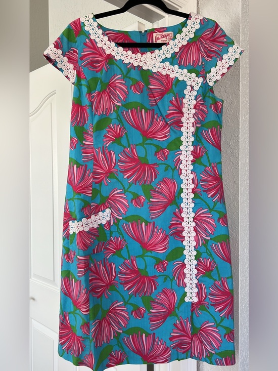 Lilly Pulitzer Dresses & Skirts - Lilly Pulitzer Vintage Pink Floral Shift Dress with Teal Base